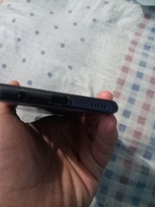 Samsung a40s japchasga ekrani kuygan almashtirsa qolgan hamma yeri