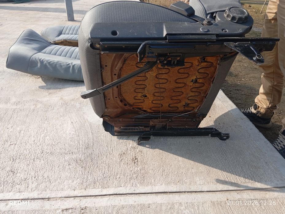 Сиденье для автомобиля