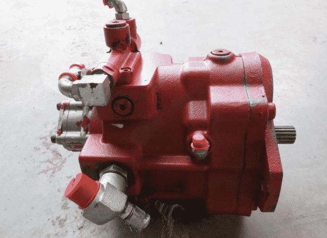 pompa hidraulica kubota u48