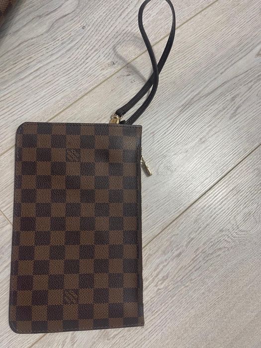 Rucsac Louis Vuitton , cadou borseta