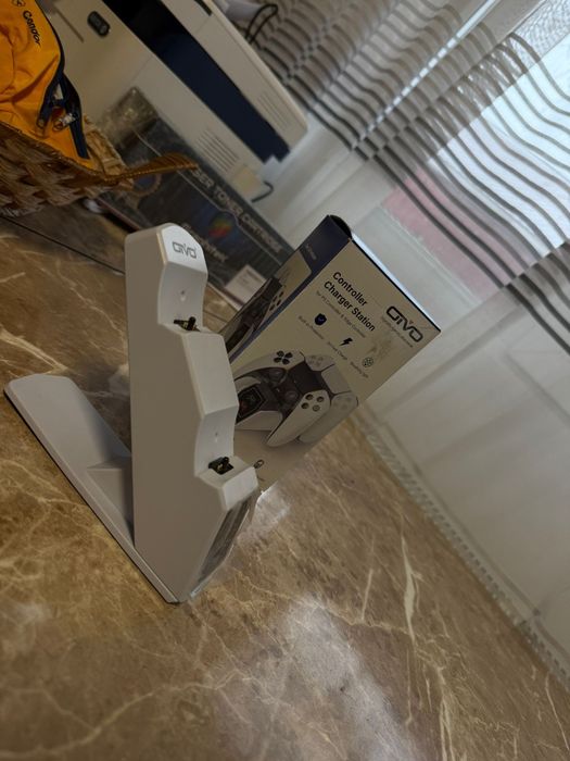 Stație de încărcare controller PS5