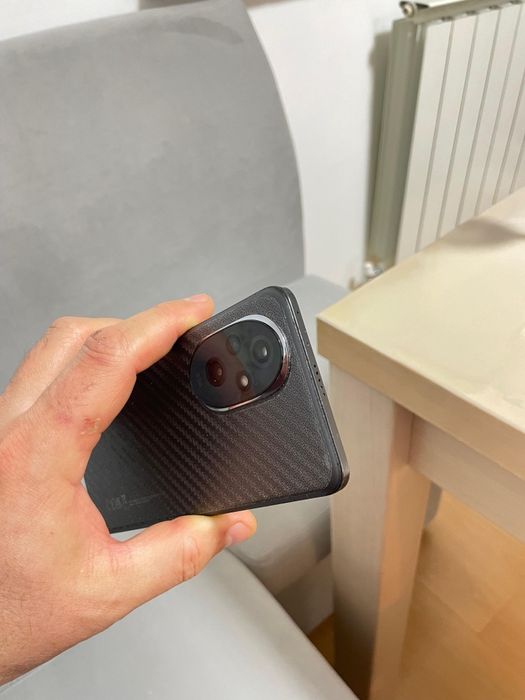 Продам Honor 200