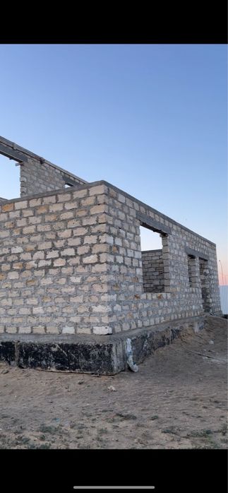 Үй сатылады,құрылысы бітпеген