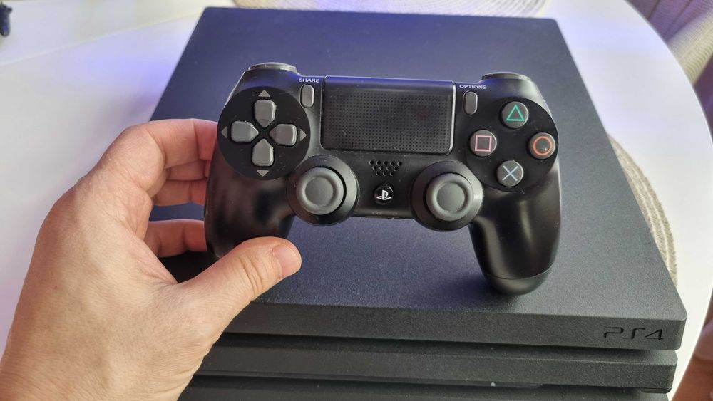 PlayStation 4 PRO