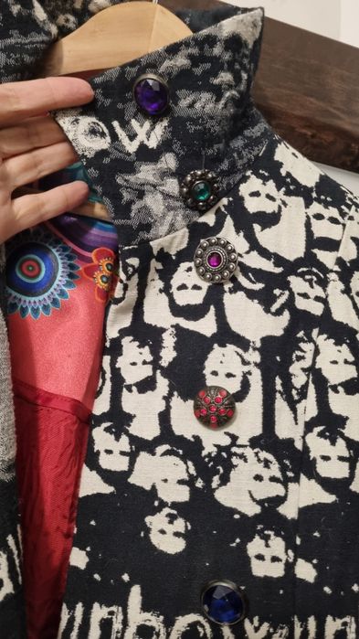 Пальто жакардовое брендовое