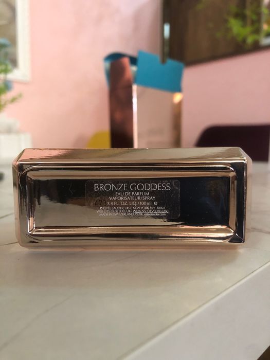 Продам духи bronze GODDESS
ESTEE LAUDER