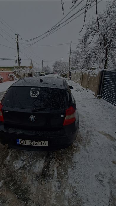 Vând sau schimb BMW 118D