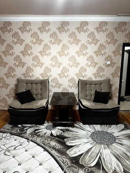 Срочно Продаётся квартира на Чиланзаре ор-р Новза 2/2/4