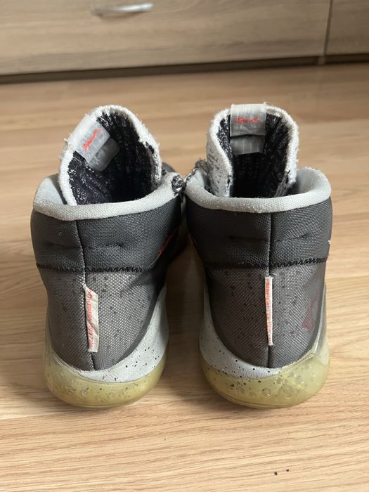 Обувки Nike за момче