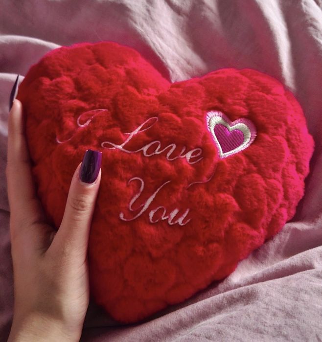 Pernă în formă de  inimă