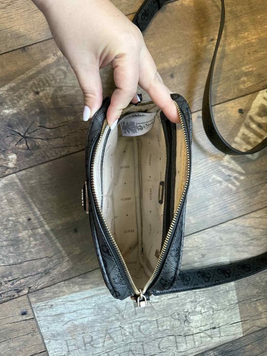 Дамска малка чанта