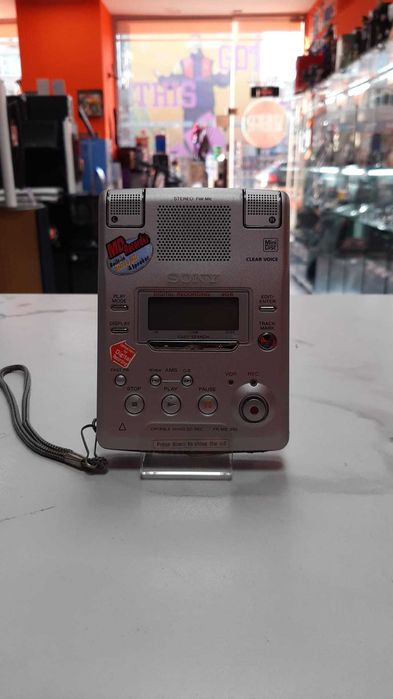 Used Products Dorobanti/Minidisc Recorder Portabil Sony MZ-B50, Anul lansarii 2000, Microfon, Difuzor + Casti Sony MDR-24/Garantie 12 LUNI