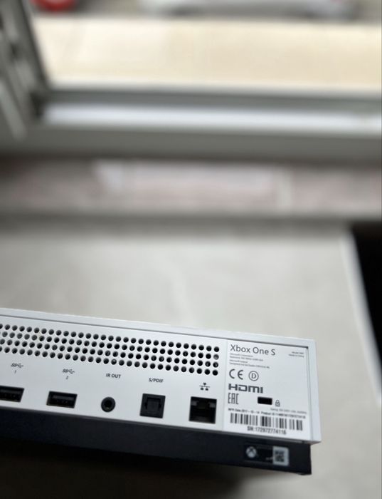 Xbox One S | 500 Gb | Jocuri cadou