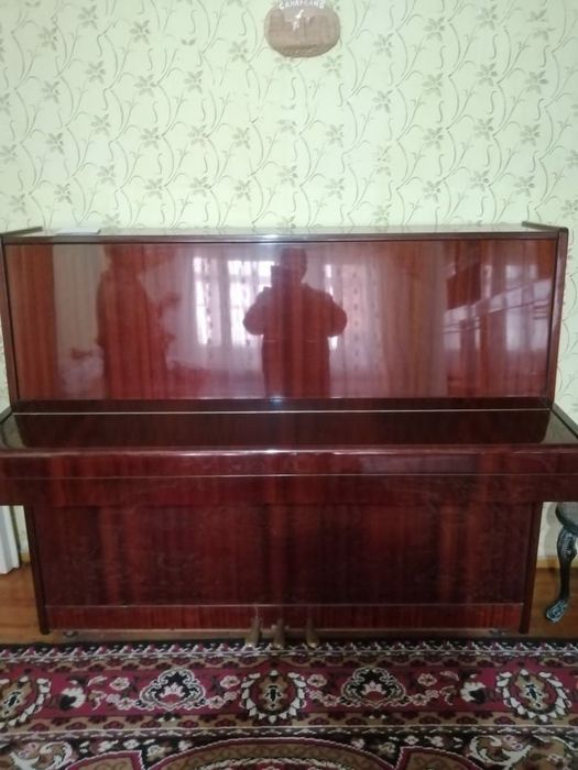 Пианино.        .