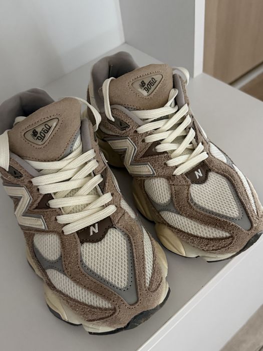 New Balance 9060
