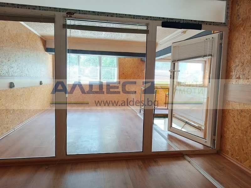 Дава се под наем Магазин в София, Център - 74 кв.м за 765 € - Снимка #3