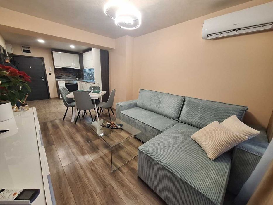 Продава се Двустаен апартамент в Пловдив, Център - 63 кв.м за 2445 €/кв.м - Снимка #4