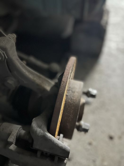 Продам 2 пары тормозных досков