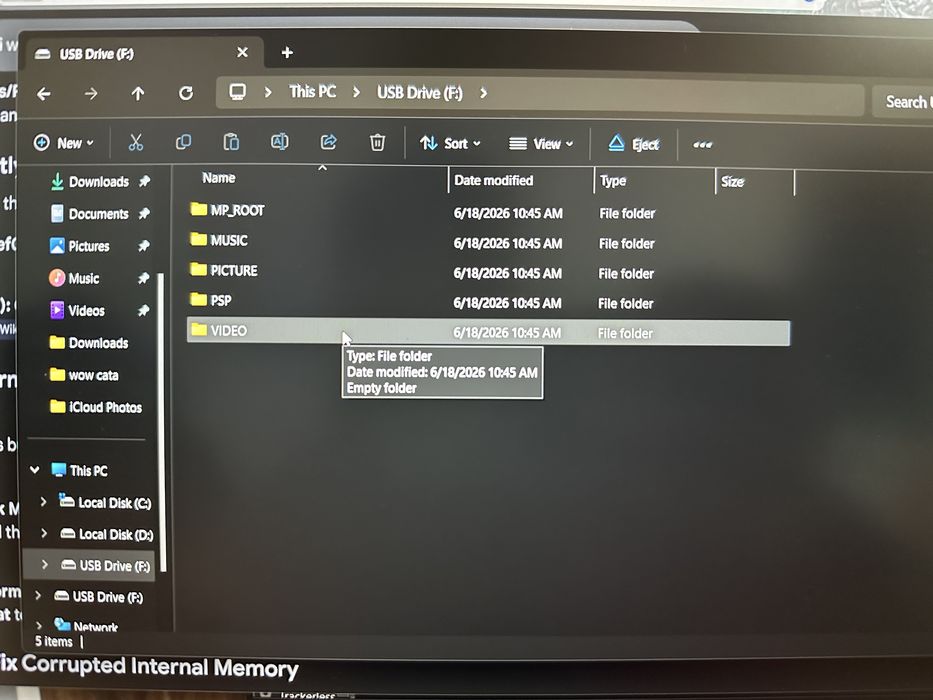 Vand psp go sau schimb cu controller de switch 2