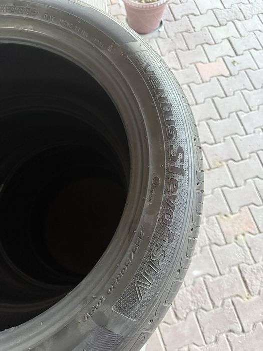 Шины в отличном состоянии………