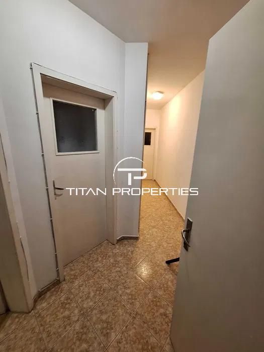 Дава се под наем Тристаен апартамент в Варна, Център - 60 кв.м за 400 € - Снимка #5