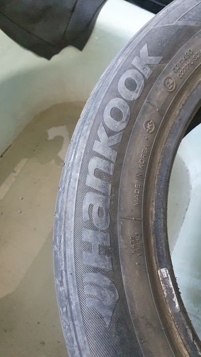 Продам две шины r15