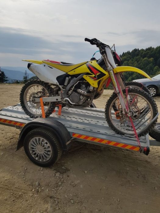 Inchirieri Remorci de volum 750kg