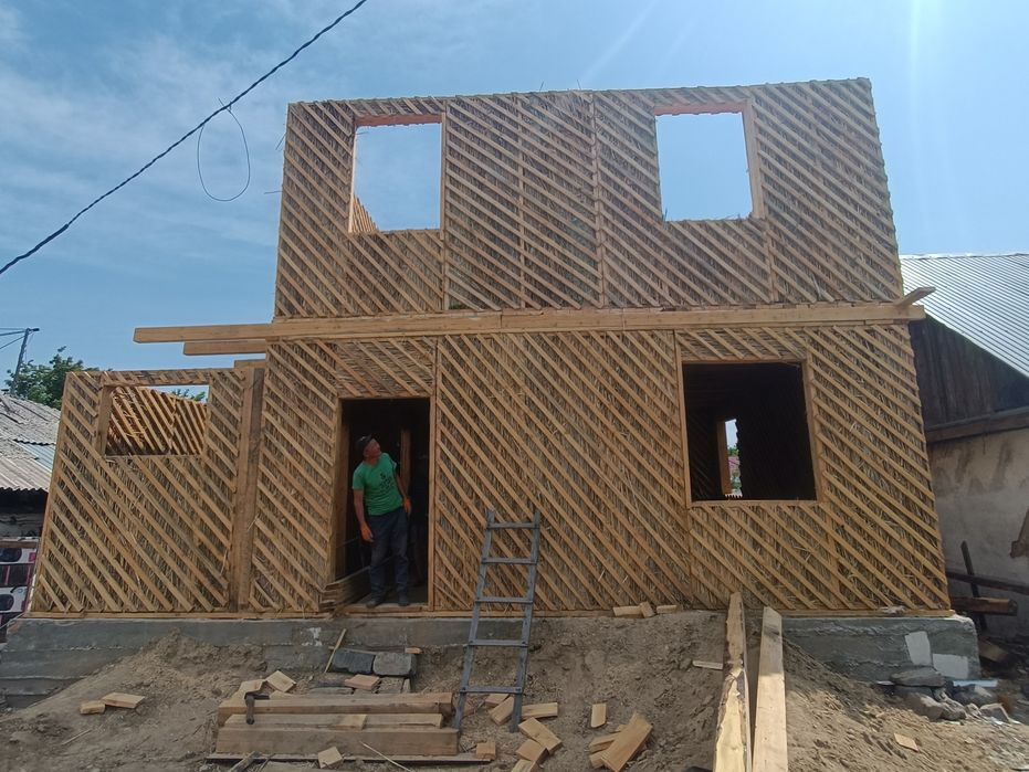 Камышово-каркасный дом