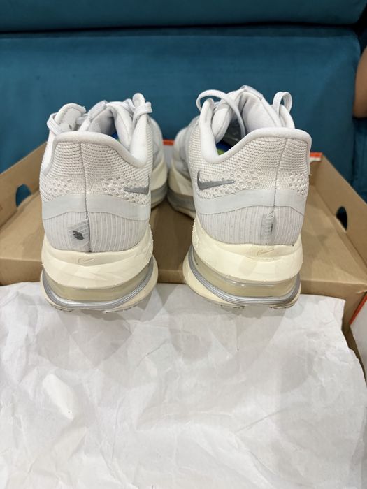 Nike Pegasus Premium 42.5 като нови!