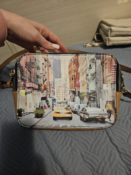 Много запазена малка чанта на Parfois