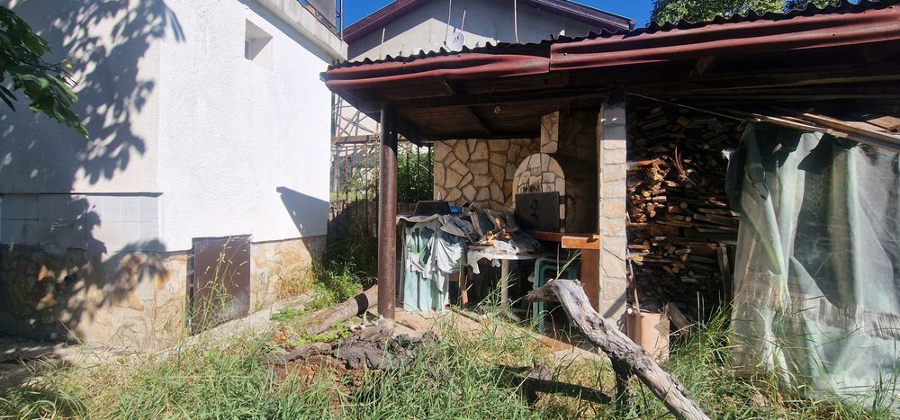 Къща  в Панчарево в.з Градище местност Кривото торище