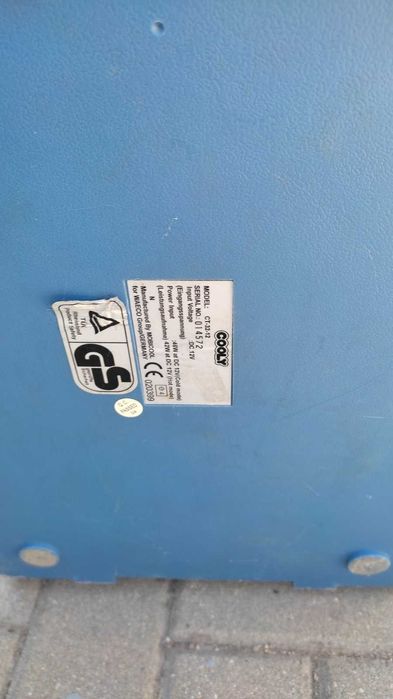 Голяма хладилна чанта/кутия за автомобил - 32л, с функция затопляне