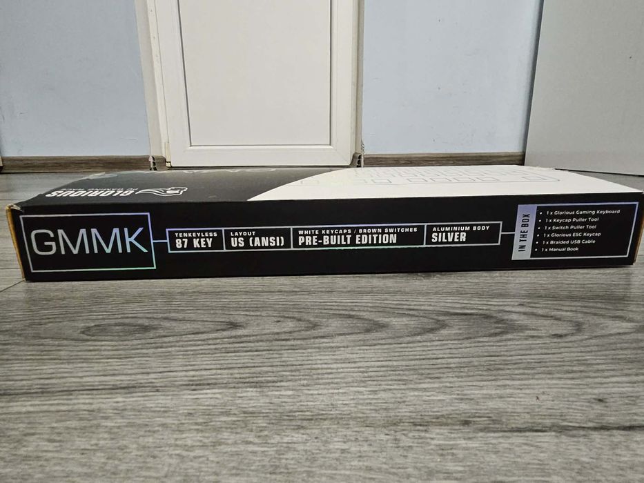 Glorious GMMK с keychron golden yellow switch
