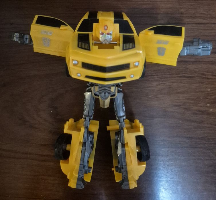 Машинка-трансформер.