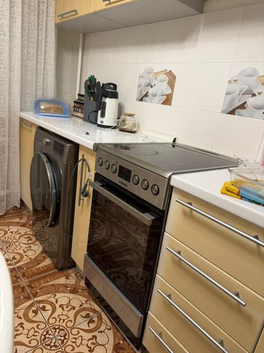 Индукционная плита Hansa