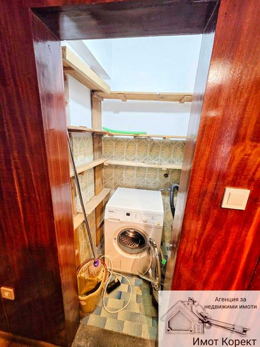 Дава се под наем Четиристаен апартамент в Асеновград - 120 кв.м за 348.84 € - Снимка #2