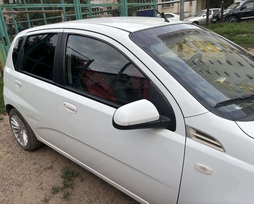 Продам Chevrolet Aveo LS 2012 года