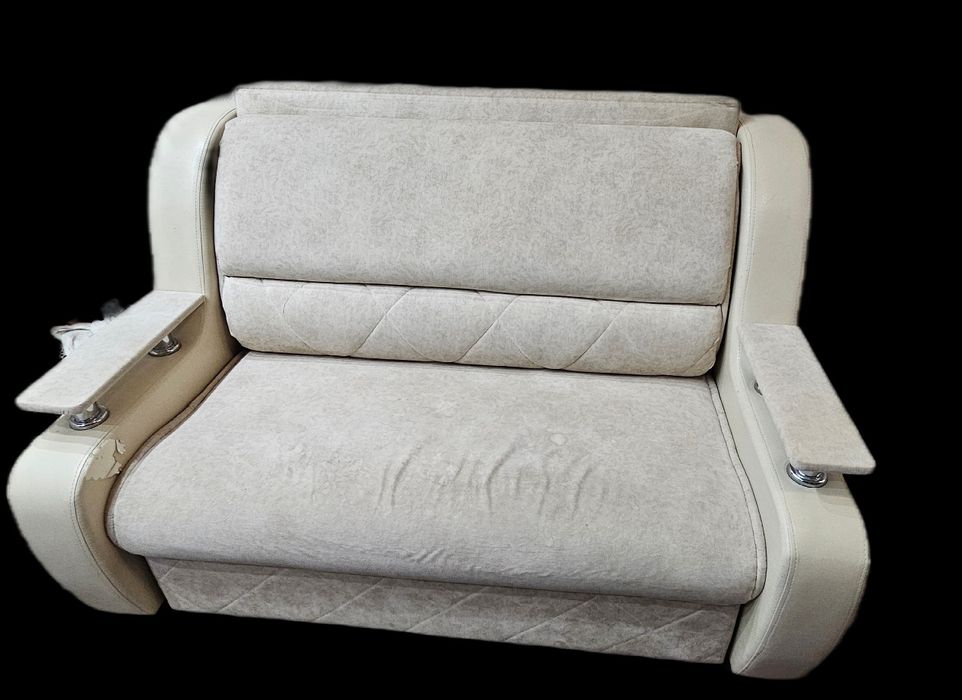 Продаю диван, б/у. 50000тг. Торг. Самовывоз.