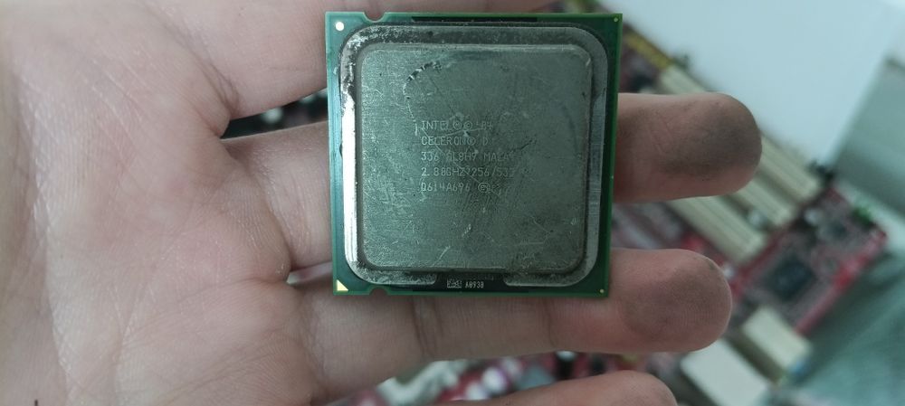 Комплектующие под запчасти