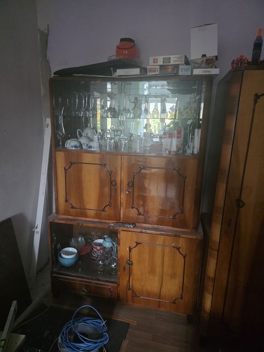 Vand mobila veche