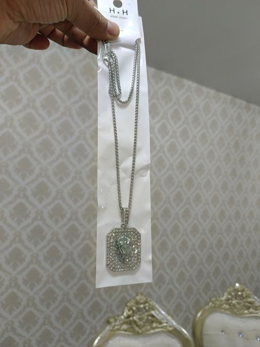 Срочно продам новый оригинал кольцо и цепочка