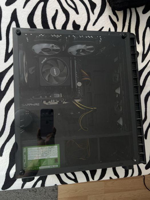 Vand/ Schimb PC Gaming nou