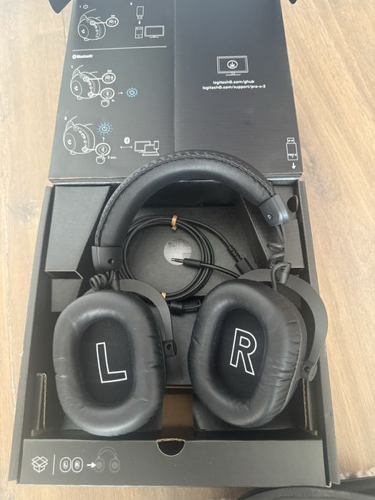 Мишка и слушалки Logitech G Pro X Superlight 2 * Logitech G Pro X 2 Lightspeed