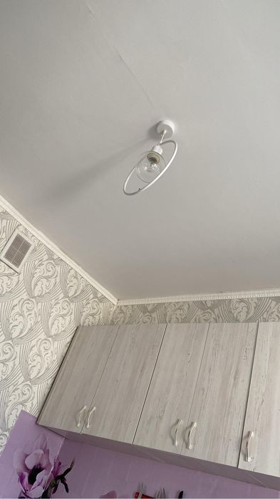 Продам люстру для кухни