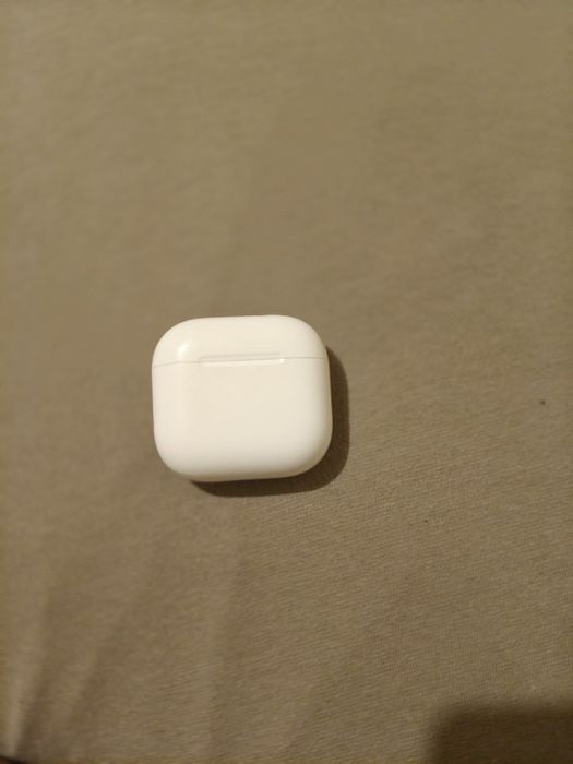 Casti APPLE AirPods 4, True Wireless, Bluetooth, In-Ear, Microfon, Carcasa Incarcare USB-C, alb