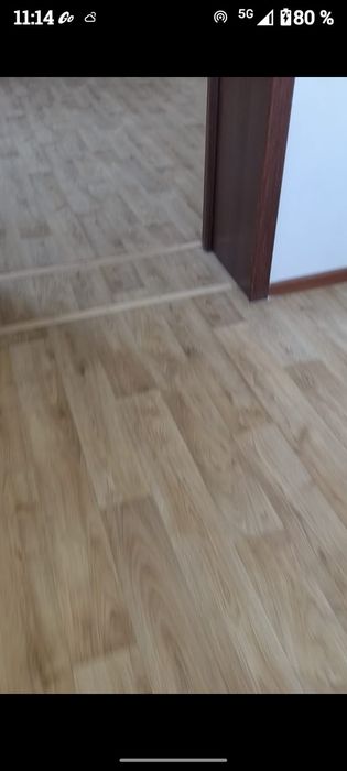 Продам линолеум в хорошем состоянии