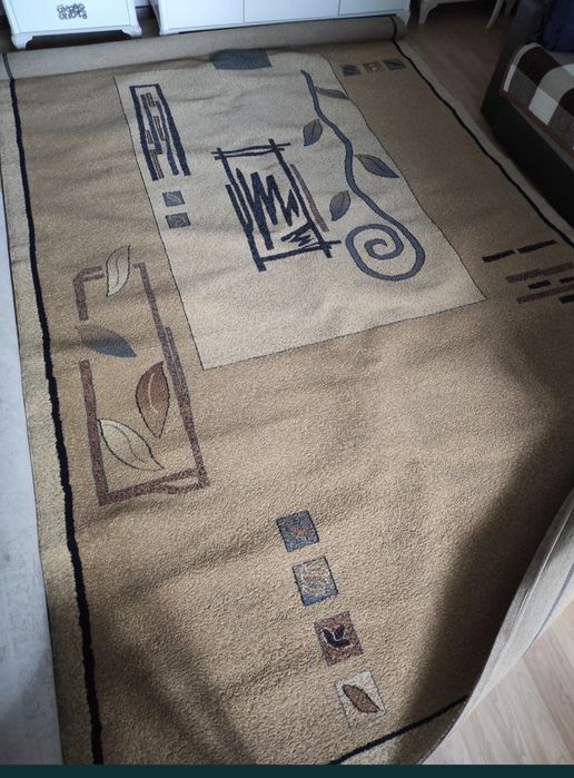 Продаются шерстяные ковры