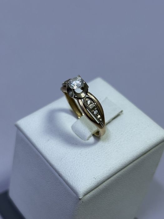 Кольцо из золота / 74122