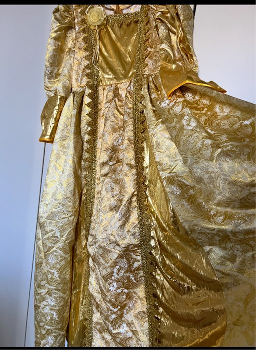 Продам костюм принцессы