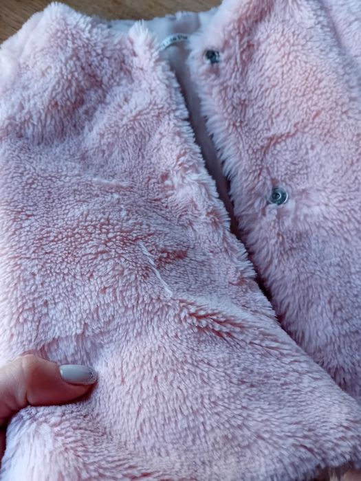 Прекрасно розово плюшено детско яке момиче Lola Palacios размер 86/92